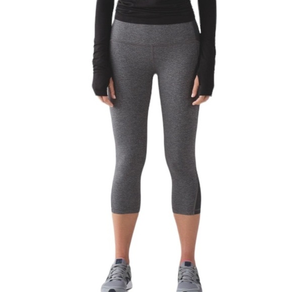 Lululemon Free Runner Crop Leggings - Picture 1 of 15